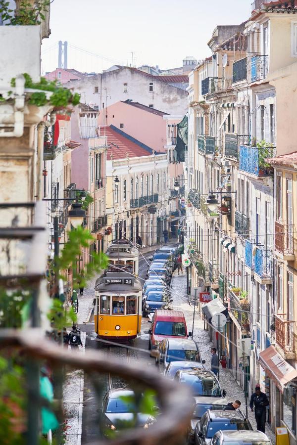 Spacious Bairro Alto Apartment With Courtyard, By Timecooler Lisboa Екстериор снимка