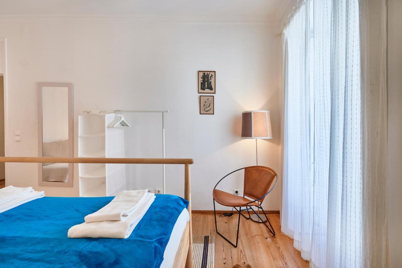 Spacious Bairro Alto Apartment With Courtyard, By Timecooler Lisboa Екстериор снимка